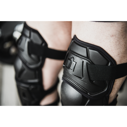 KNEE FIELD ARMOR3 BK L/XL